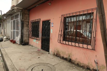 En una vivienda de la cooperativa Unidos por la Paz 2 fueron baleados cuatro integrantes de una familia. Tres de los heridos fallecieron la noche del jueves.