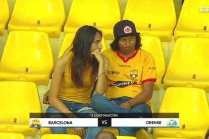 Todo comenzó con un vídeo en el estadio Monumental, ahora Leonardo Mero es famoso por tener una novia guapa como Michelle Romero.