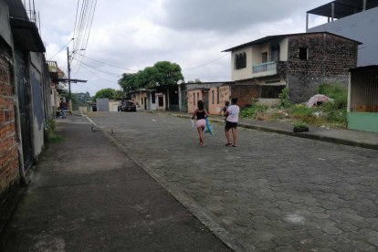 En la zona donde habitaba Don Naza circulan pocas personas. No hablan de lo ocurrido.
