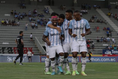 En el estadio Christian Benitez, Guayaquil City goleó 4-0 a Aucas, en la fecha 8 de la LigaPro.