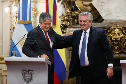 Los mandatarios de Ecuador y Argentina, Guillermo Lasso y Alberto Fernández, dieron una rueda de prensa conjunta en la Casa Rosada, sede del Gobierno argentino.