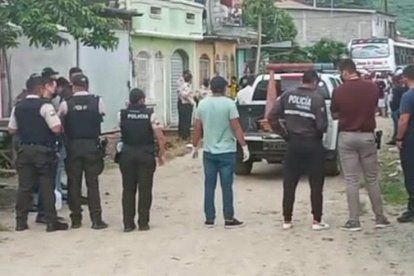 La ‘plomiza’, en el barrio Monte Sinaí, la cometieron unos sujetos encapuchados, quienes ingresaron violentamente a la vivienda y dispararon a todos los que hallaron.
