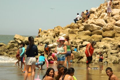 La reducción del IVA del 12 % al 8 % en los feriados no es suficiente, dice Fenacaptur.