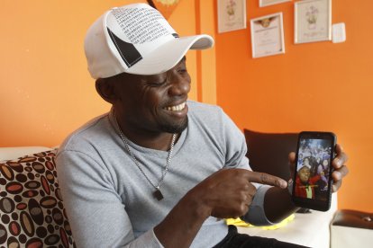 Negro Naza confesó que realizó los videos como una broma futbolera.  Se sorprendió al convertirse en tendencia en las redes sociales.