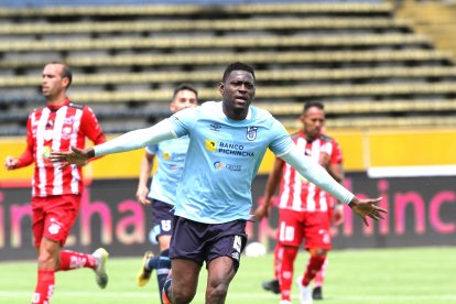 El colombiano Cristian Martínez Borja estuvo imparable para la defensa del Rodillo. El Parce lleva seis goles en la LigaPro.