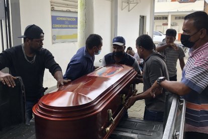 El cadáver de Juan Gabriel