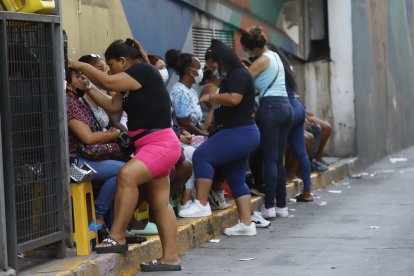 En esa actividad trabajan unas 16 mujeres. No siempre coinciden todas en una misma jornada.