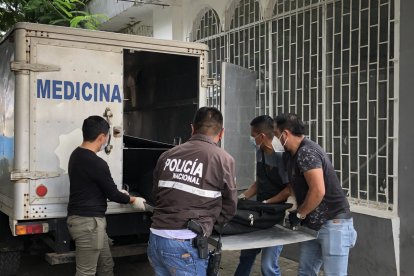 El cadáver de Byron fue retirado