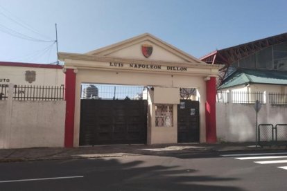 El 21 de abril, cerca del mediodía, una adolescente fue violada presuntamente por el conductor de su expreso escolar