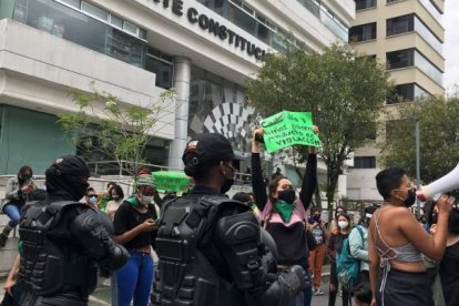 La lucha por la igualdad de géneros es permanente en el Ecuador.