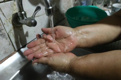 El uso del agua debe de hacerse de manera responsable, por eso no desperdicies este recurso natural.