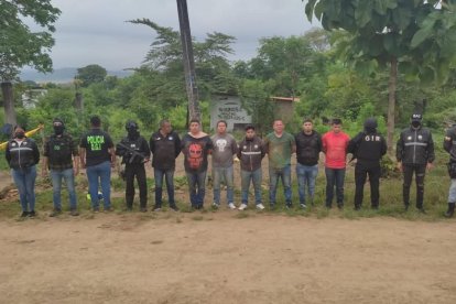 Los detenidos fueron interceptados mientras iban a cometer un asalto.