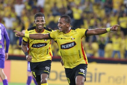 Nixon Molina puse el gol con el gana Barcelona.