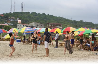 Los visitantes, en su mayoría de Guay aquil, dejaron ganancias en playas como Montañita.