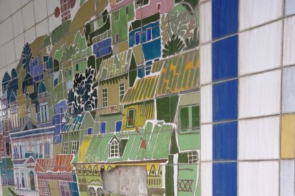 Así luce el mural de uno de los pilares que sostienen el paso elevado.