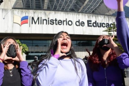 El caso ha generado indignación en estudiantes, que realizaron protestas, y en la ciudadanía en general.