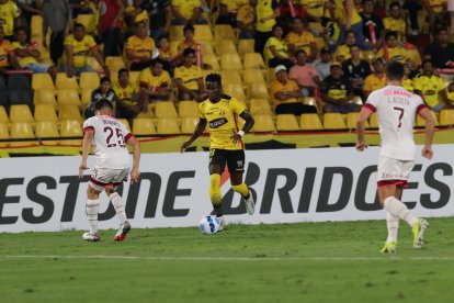 El Ídolo va ganando en la primera parte