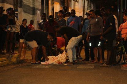Un joven es baleado por sicarios en Quinindé