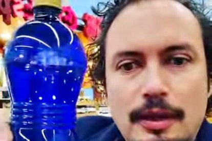 Fausto Miño compartió su malestar en las redes sociales. Dice que el precio del agua es una cosa  delincuencial.