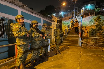 Un despliegue de militares y policías garantizaron seguridad.