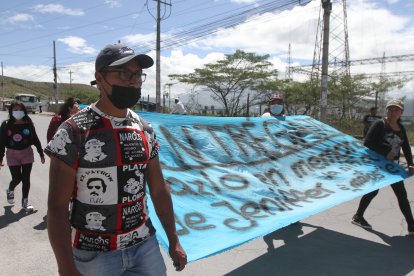 La marcha la realizaron por el sector en el que fue atropellada la adolescente.