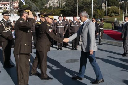 Las nuevas autoridades del Comando Conjunto, Ejército y FAE, fueron presentadas la mañana de este lunes en el Ministerio de Defensa.