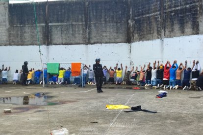 Según la Policía Nacional, se tomó el control del pabellón de máxima seguridad de la cárcel de Santo Domingo en conjunto con las Fuerzas Armadas