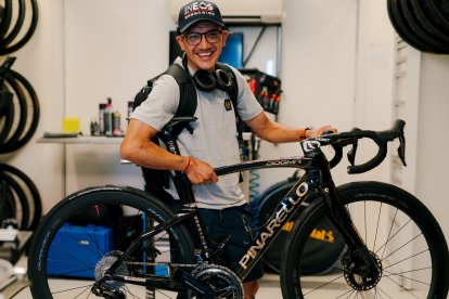 Richard Carapaz está feliz con su nueva ‘arma’ para encarar el Giro de Italia. Una motivación más para ganar su segunda Corsa Rosa.