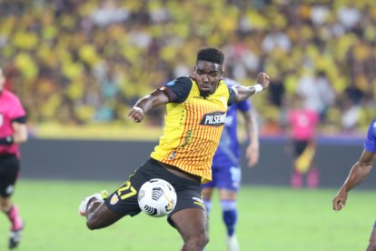 Michael Carcelén fue el hombre del gol salvador.