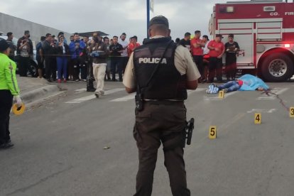 Con al menos siete disparos le quitaron la vida a Richard Santiago Pillasagua.