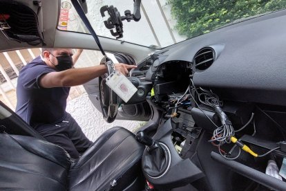 Primero se llevaron un vehículo. Luego, a un auto lo dejaron sin algunos accesorios y sin memoria. Lugareños están preocupados.