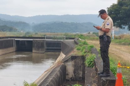 Nuevamente el canal de la muerte, en el noroeste de Guayaquil, cobra una vida.