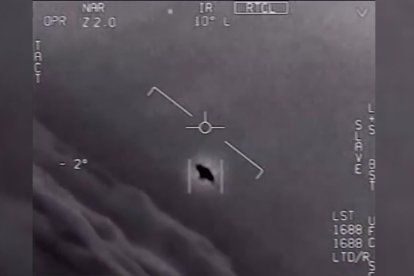 Objetos voladores no identificados ven a menudo los pilotos militares de EE.UU. y no pueden explicarlo.