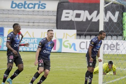 Independiente del Valle, gracias a su victoria en Ambato, quedó a un punto del líder, Barcelona.