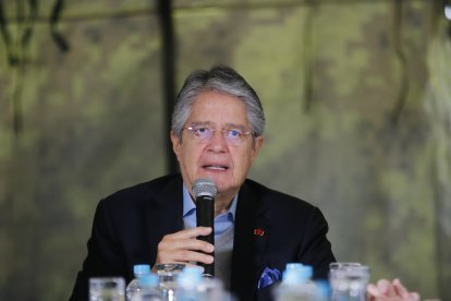 El presidente aseguró que ya existen acuerdos firmados sobre el avión Legacy y que la venta puede finiquitarse con el siguiente gobierno colombiano.