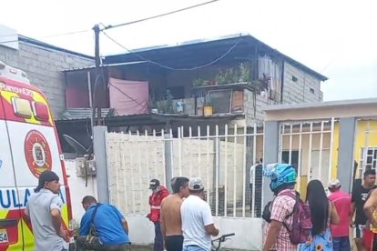 Gran sorpresa y dolor ha causado la tragedia por el ataque de un pitbull en el barrio.