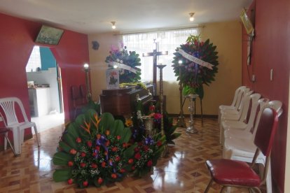 A Vinicio Tixi lo velaron en su casa en el sector de Santa Anita.