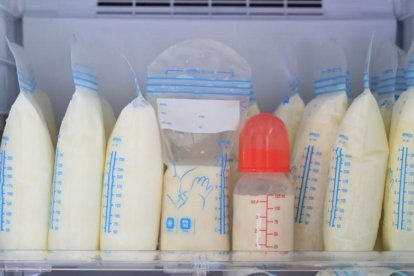 En los hospitales públicos del país existen extractores de leche materna que ayudan a la recolección.