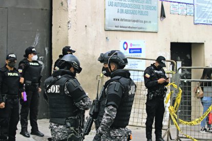 En la caneca de pintura se habrían escondido objetos prohibidos para el ingreso al centro penitenciario.