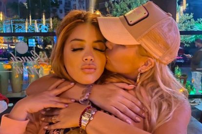 Carolina Jaume y Nathalie Carvajal demuestran haber forjado una amistad que podría ir más allá de las redes sociales.