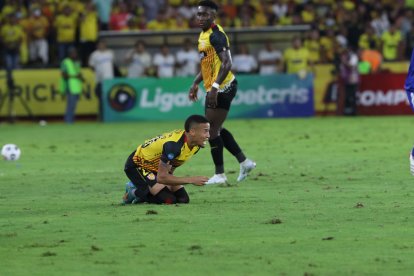 Byron Castillo, jugador de Barcelona, se ha visto afectado tras las dudas que existen sobre su nacionalidad.