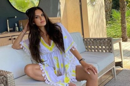 María Guardiola cautiva a sus más de 300 mil seguidores en Instagram, con su belleza.