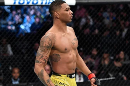 Morales debutó en UFC con una victoria ante el estadounidense Trevin Giles en enero pasado.