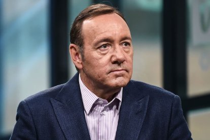 El actor Kevin Spacey enfrenta nuevos cargos por abuso sexual.