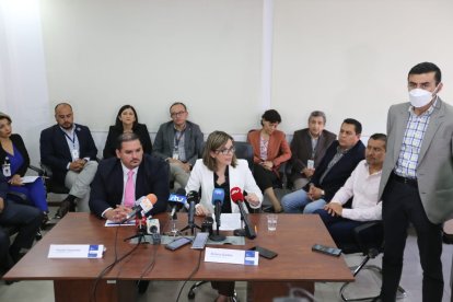 La ministra Garzón dando a conocer la novedad sobre un posible caso de viruela del mono en el país.