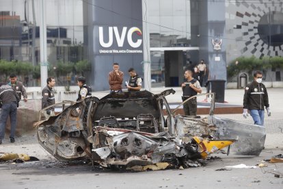 El atentado con un coche bomba se registró a las puertas de un cuartel policial.