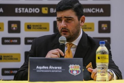 Aquiles Álvarez, vicepresidente de Barcelona, reveló que Francisco Fydriszewski no llegó al Ídolo porque en Aucas le ofrecían más dinero.