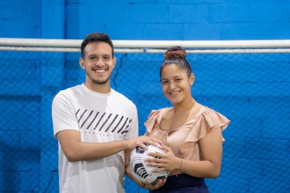 El fútbol y el Guayaquil City unieron a los arqueros Gonzalo Valle y Nadia Molina.