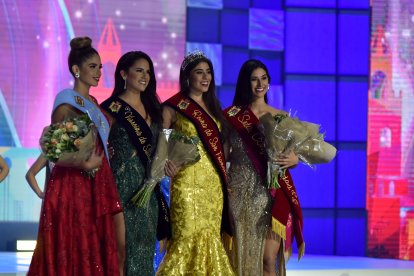 El último
 certamen se realizó en la Casa de la Cultura. La elegida fue  Estefanía Álvarez (vestido amarillo).