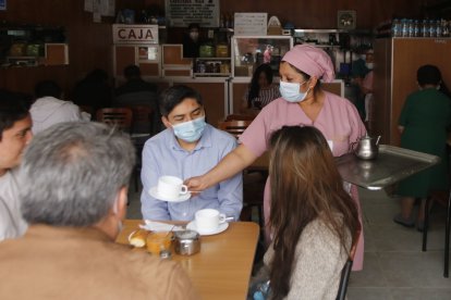 Negocios del Centro Histórico abrieron con normalidad. No hubo cierres de vías.